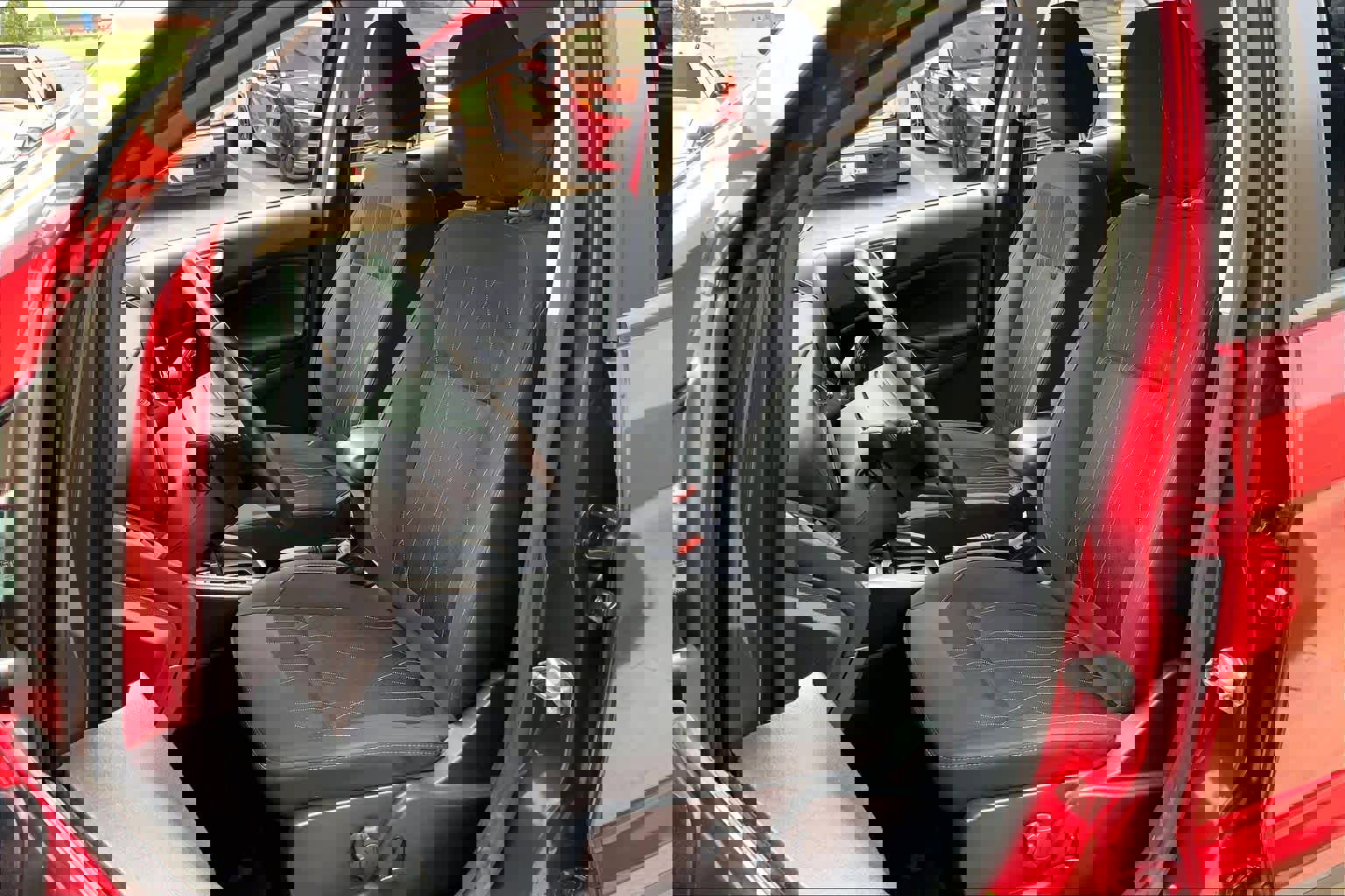 Used 2019 Ford EcoSport SE image 8