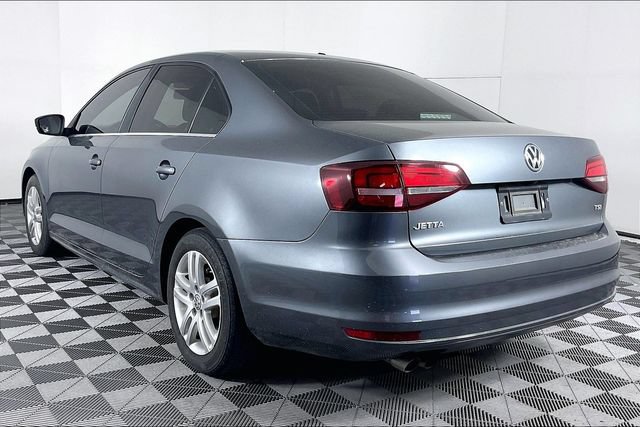 Used 2017 Volkswagen Jetta S FWD image 2