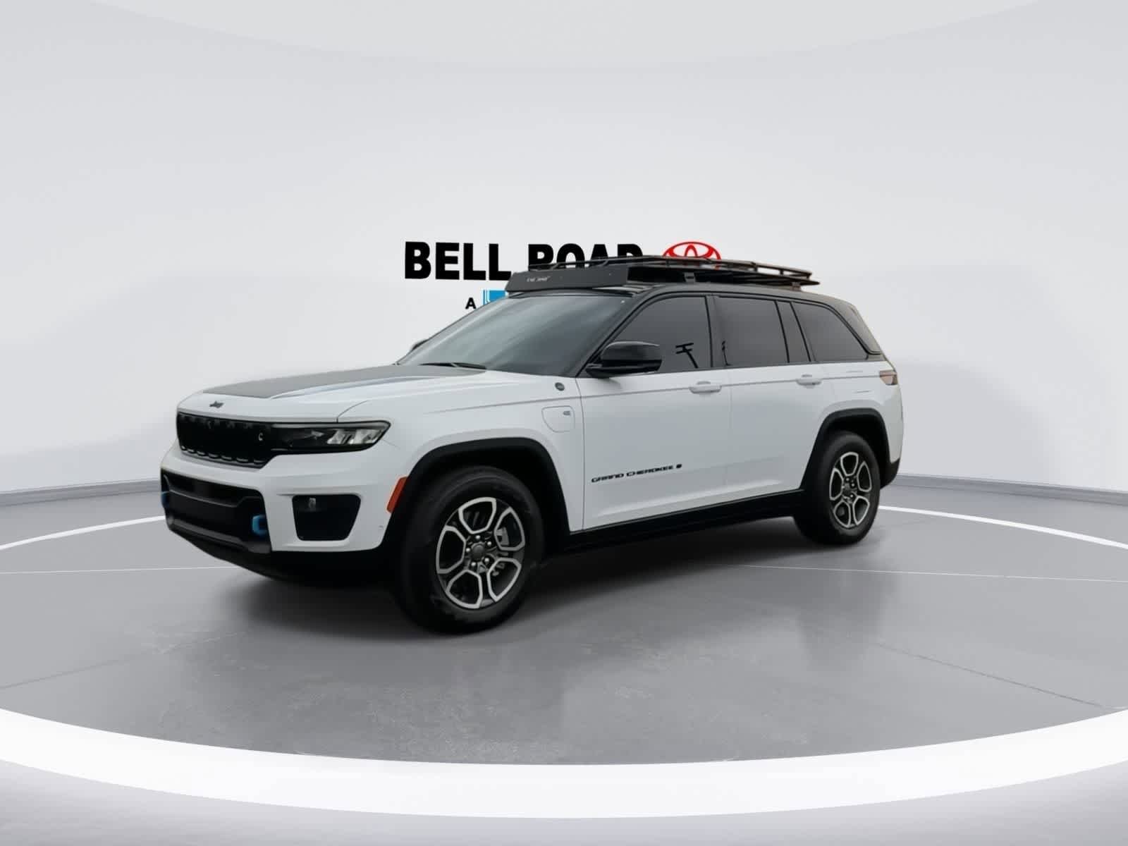Used 2023 Jeep Grand Cherokee Trailhawk w/ Advanced Protech Group II image 6