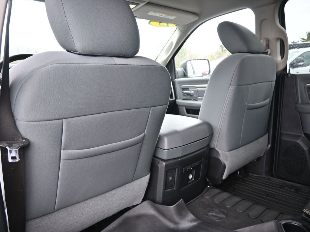 Used 2015 RAM 1500 Outdoorsman image 17
