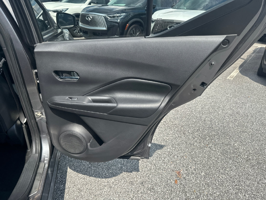 Used 2020 Nissan Kicks SR w/ SR Premium Package FWD image 14