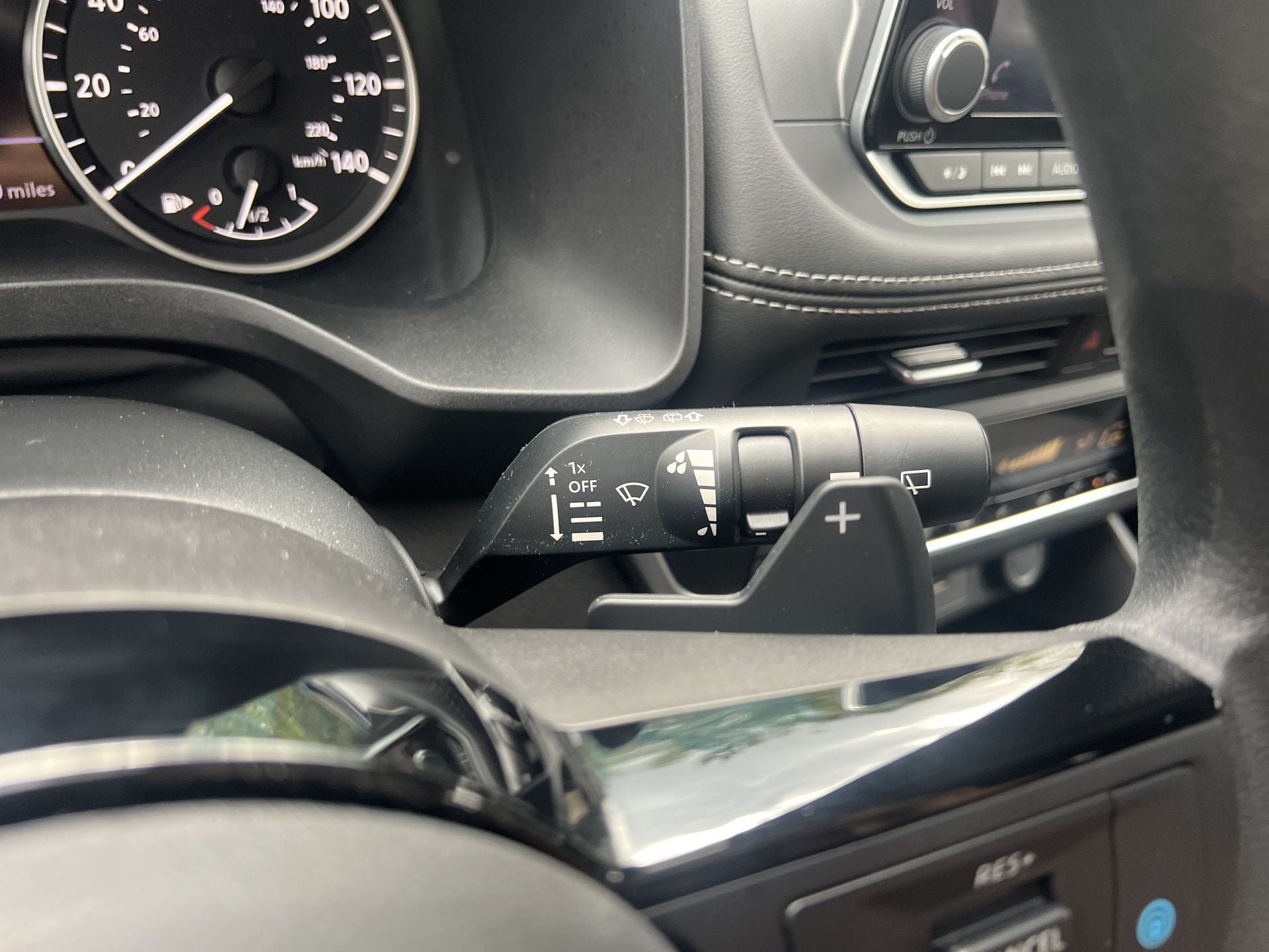 Certified 2023 Nissan Rogue SV FWD image 11