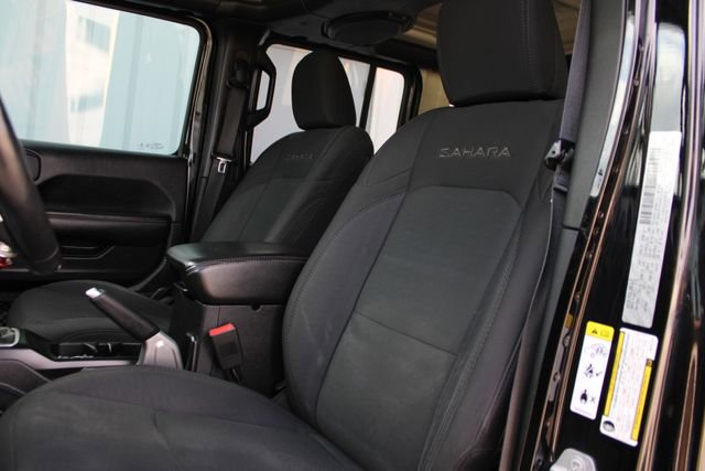 Used 2018 Jeep Wrangler Unlimited Sahara image 19