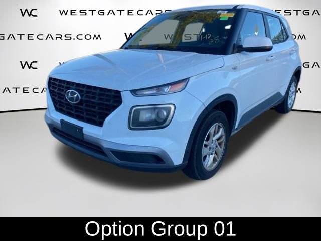 Used 2021 Hyundai Venue SE video 2