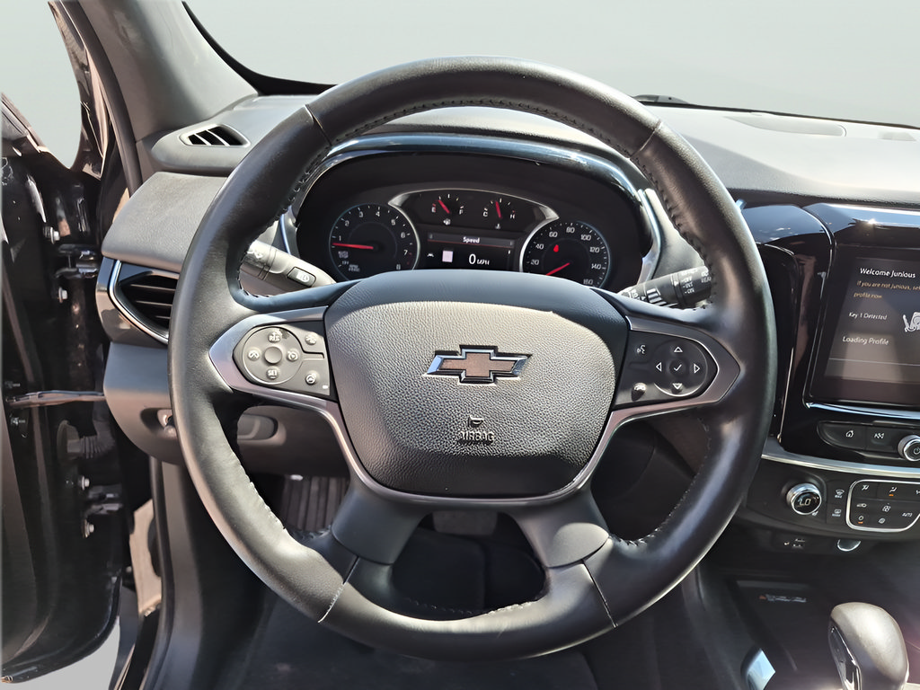 Used 2022 Chevrolet Traverse RS FWD image 25
