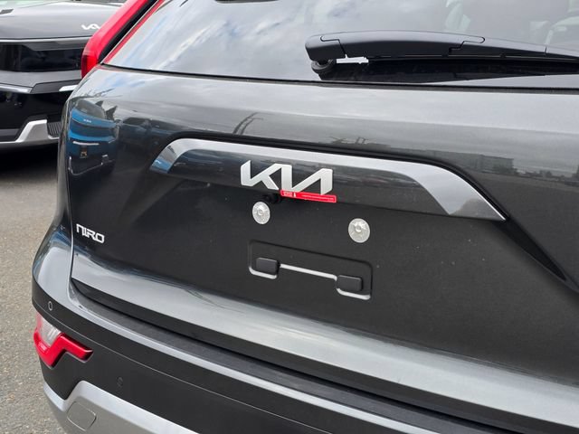 New 2026 Kia Niro EX FWD image 13