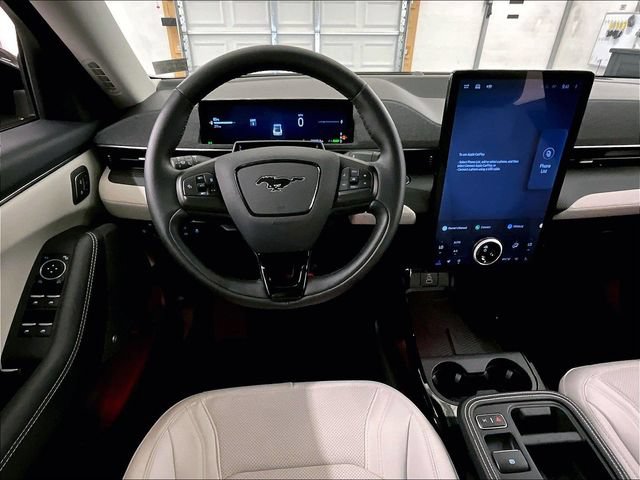 Used 2025 Ford Mustang Mach-E Premium RWD image 5