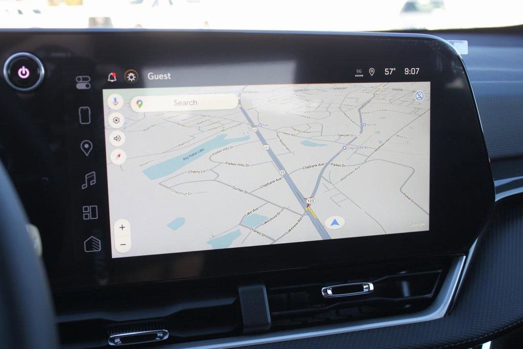 New 2026 Chevrolet Equinox LT w/ Convenience Package II image 15