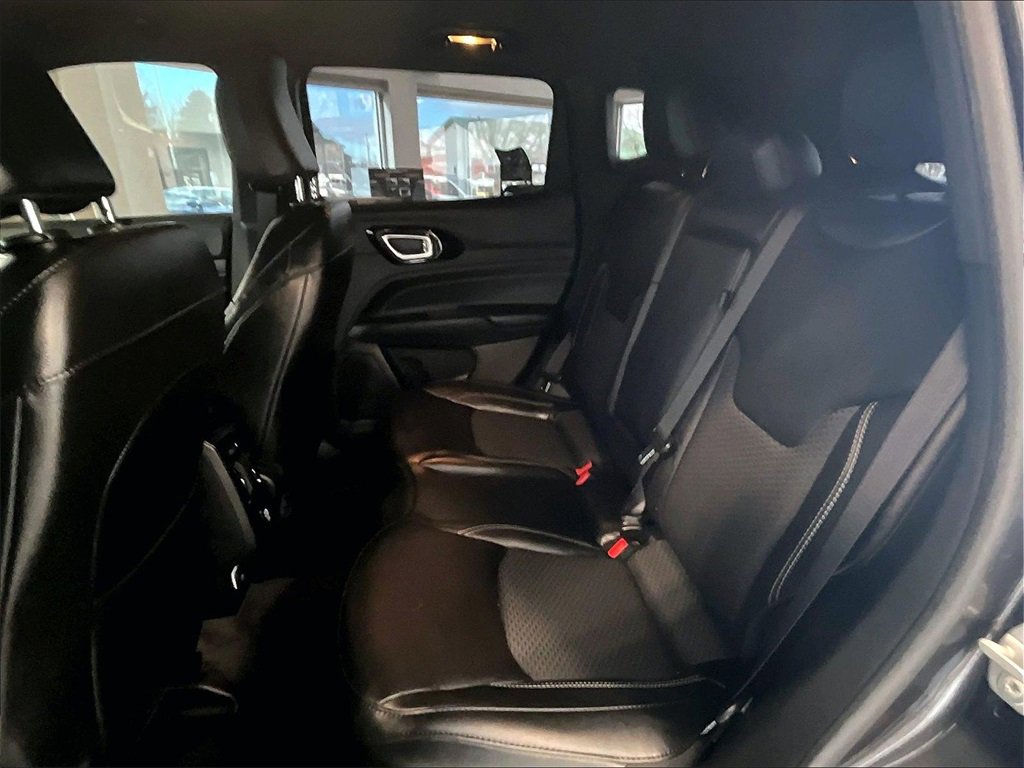 Used 2023 Jeep Compass Altitude image 15