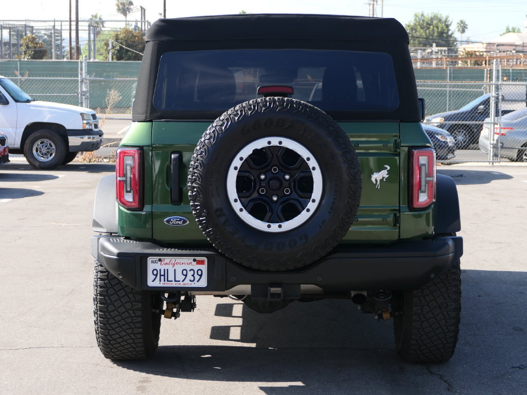 Used 2023 Ford Bronco Badlands w/ Sasquatch Package AWD/4WD image 5