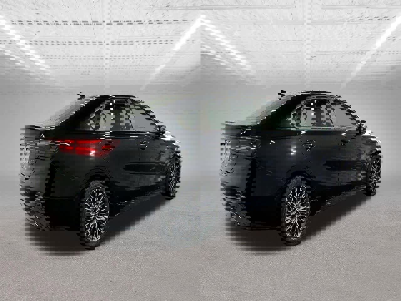 Used 2024 Kia Forte GT-Line w/ GT-Line Premium Package image 6