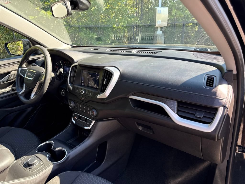 Used 2024 GMC Terrain SLE AWD/4WD image 41