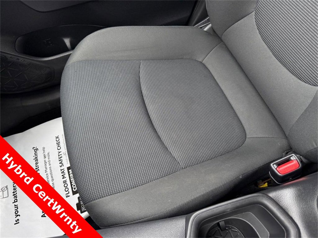 Used 2024 Toyota RAV4 LE image 27