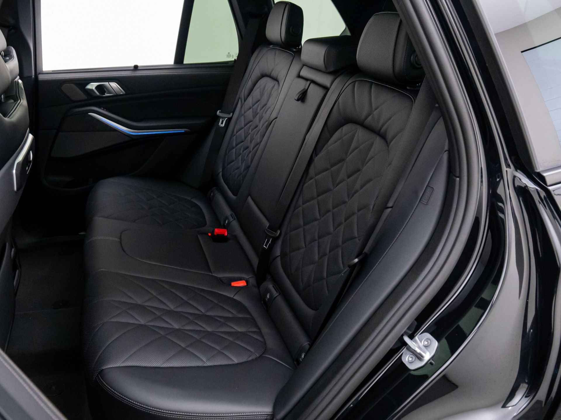 New 2026 BMW X5 xDrive50e w/ Executive Package AWD/4WD image 19