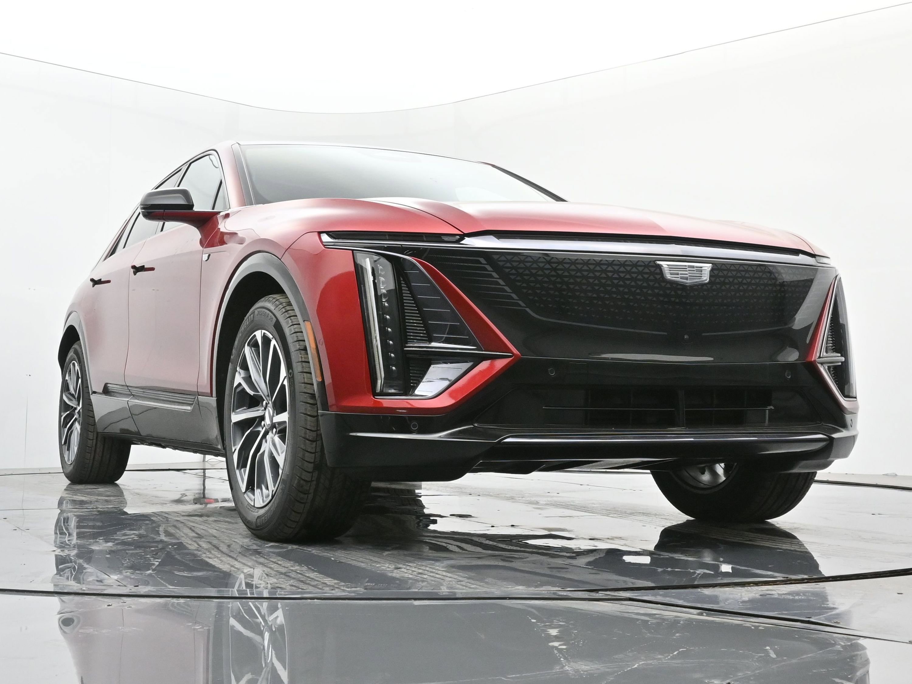 New 2025 Cadillac Lyriq Sport image 22