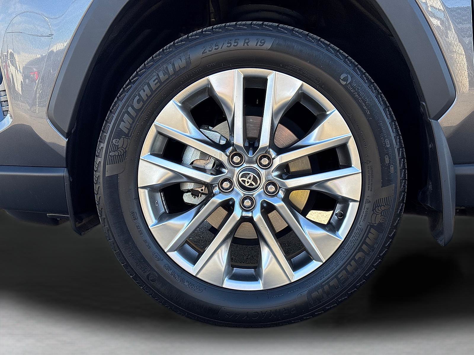 Used 2021 Toyota RAV4 XLE Premium w/ Carpet Mat Package (TMS) FWD image 12