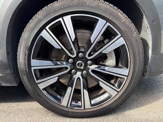 Used 2020 Volvo V60 T5 Cross Country w/ Protection Package Premier image 5