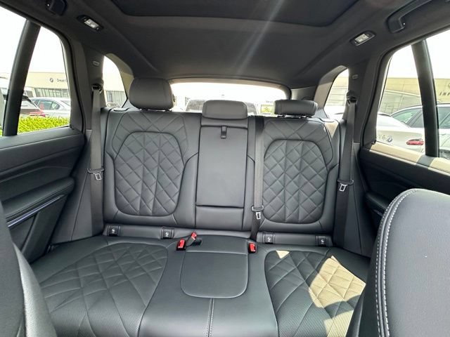 Used 2026 BMW X5 xDrive40i AWD/4WD image 34