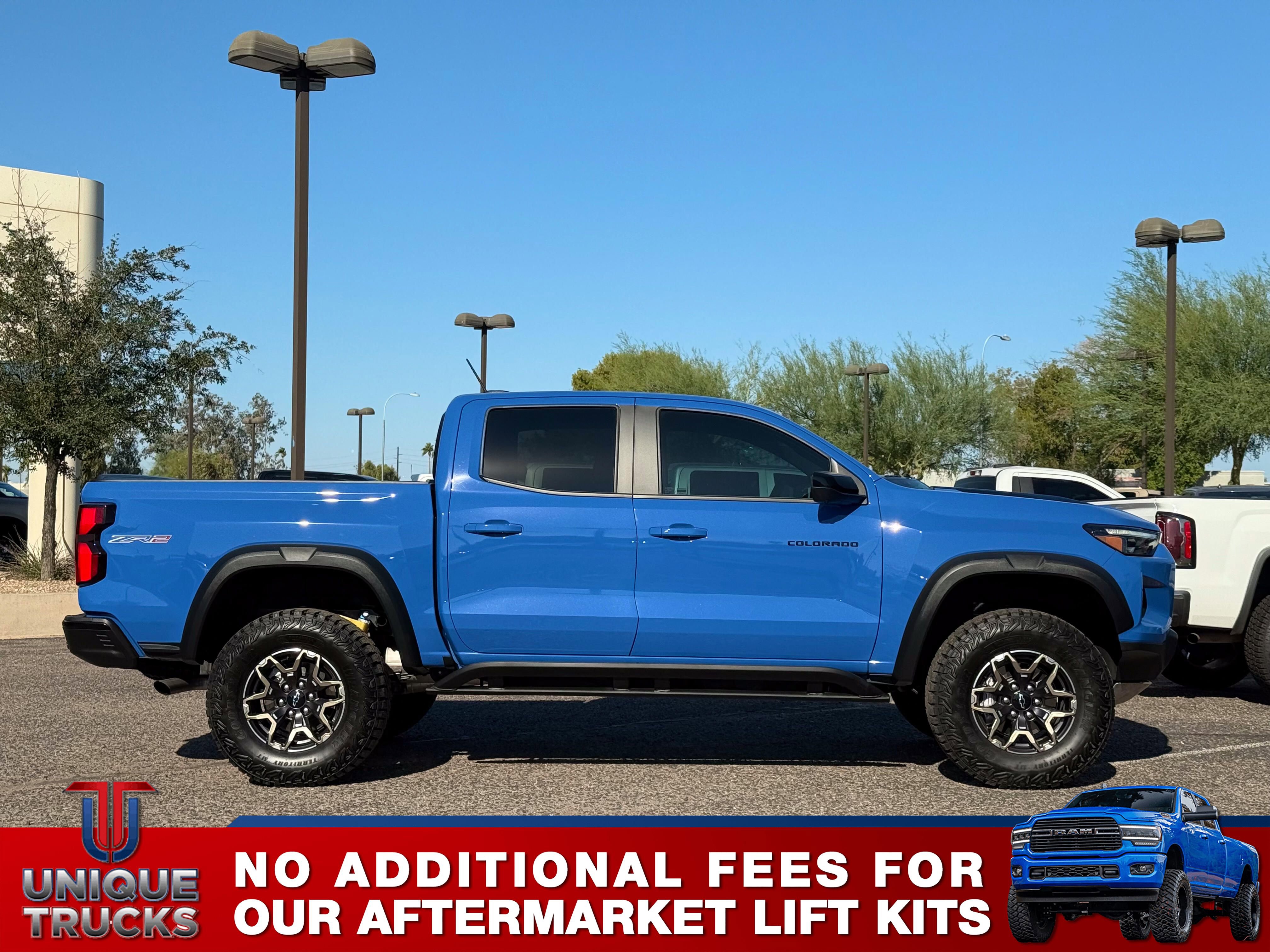 Used 2025 Chevrolet Colorado ZR2 w/ Technology Package image 4