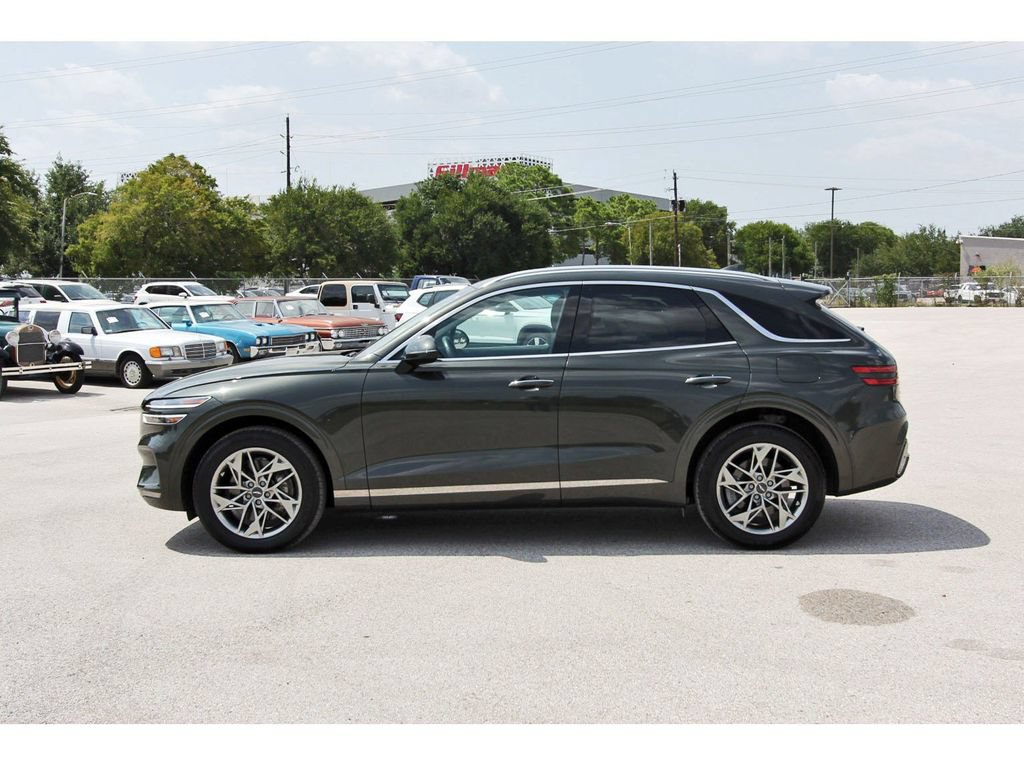 Used 2025 Genesis GV70 2.5T AWD/4WD image 6
