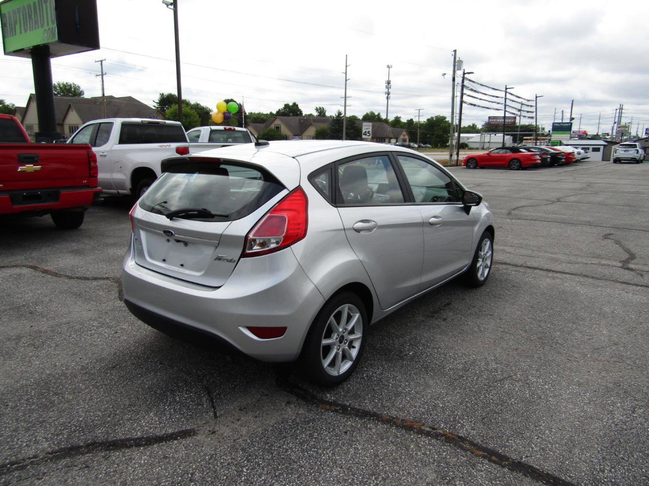 Used 2019 Ford Fiesta SE w/ Equipment Group 201A FWD image 7