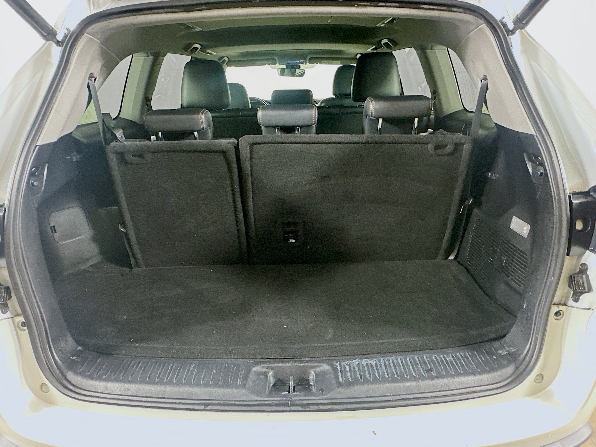 Used 2018 Toyota Highlander XLE FWD image 30