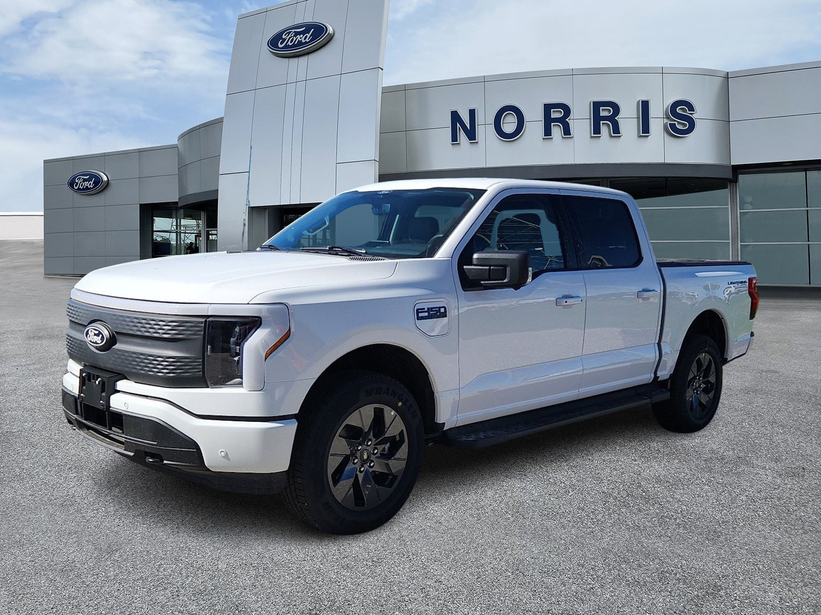 New 2025 Ford F150 Lightning Flash image 2