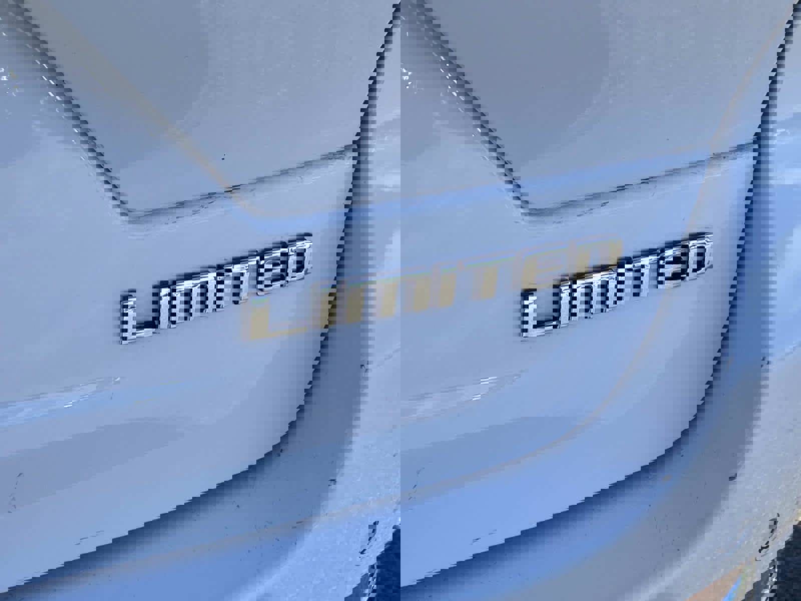 Certified 2023 Jeep Grand Cherokee Limited image 5