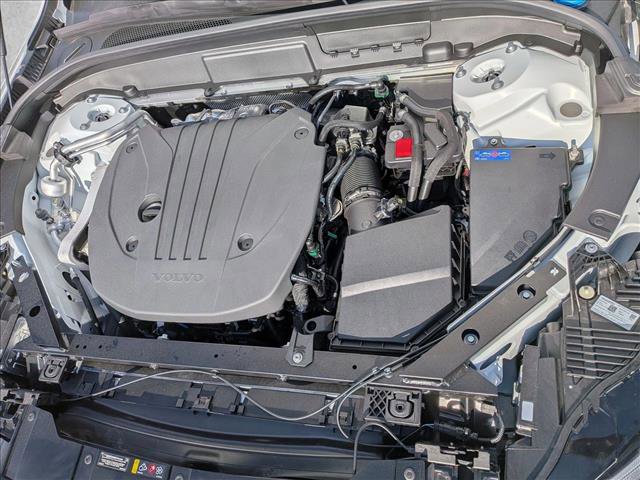 New 2026 Volvo XC60 T8 Ultra w/ Climate Package image 19