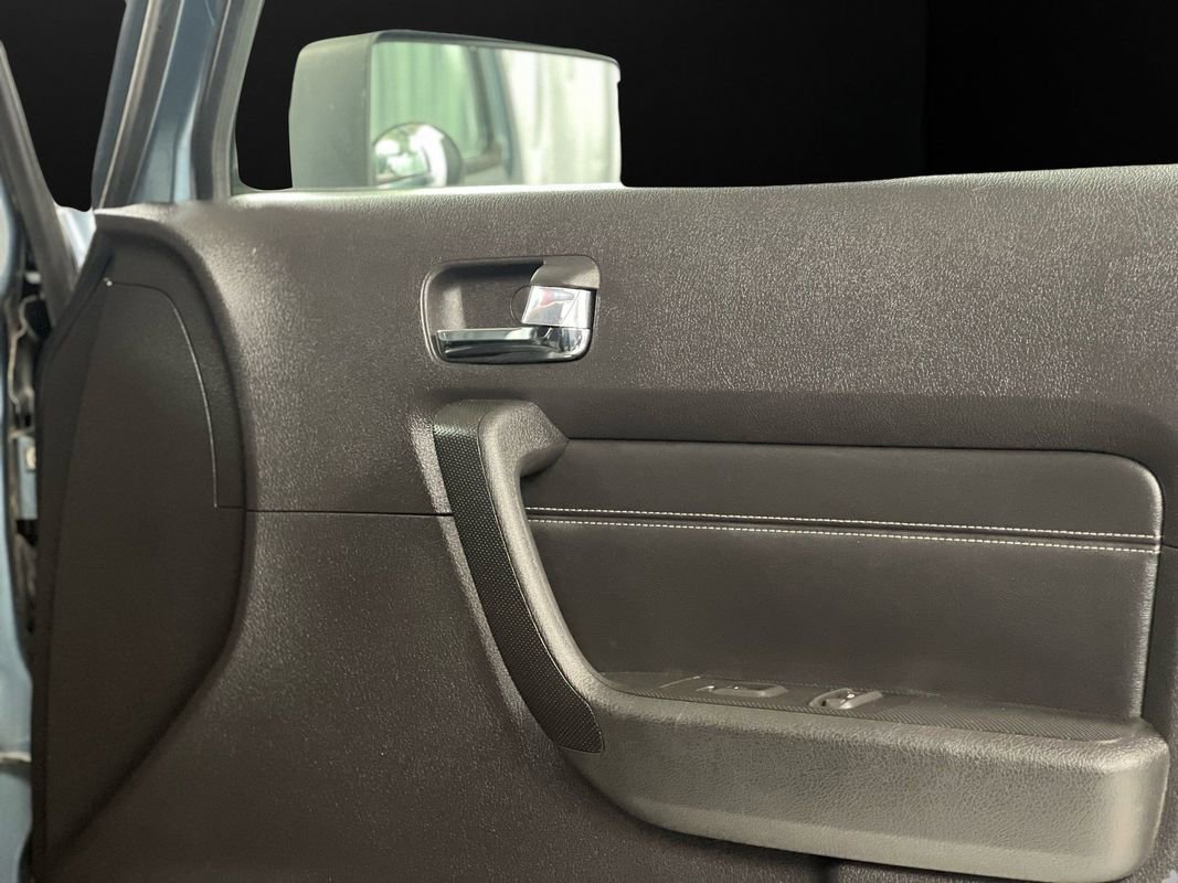 Used 2006 HUMMER H3 image 32