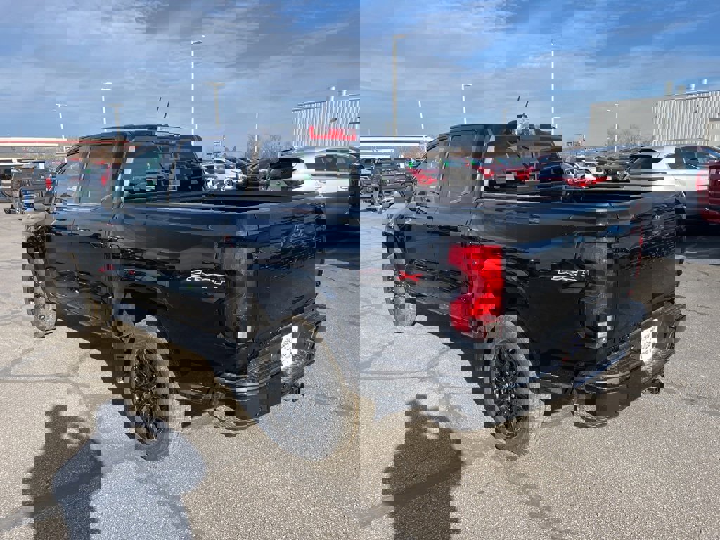 New 2026 Chevrolet Colorado W/T image 7