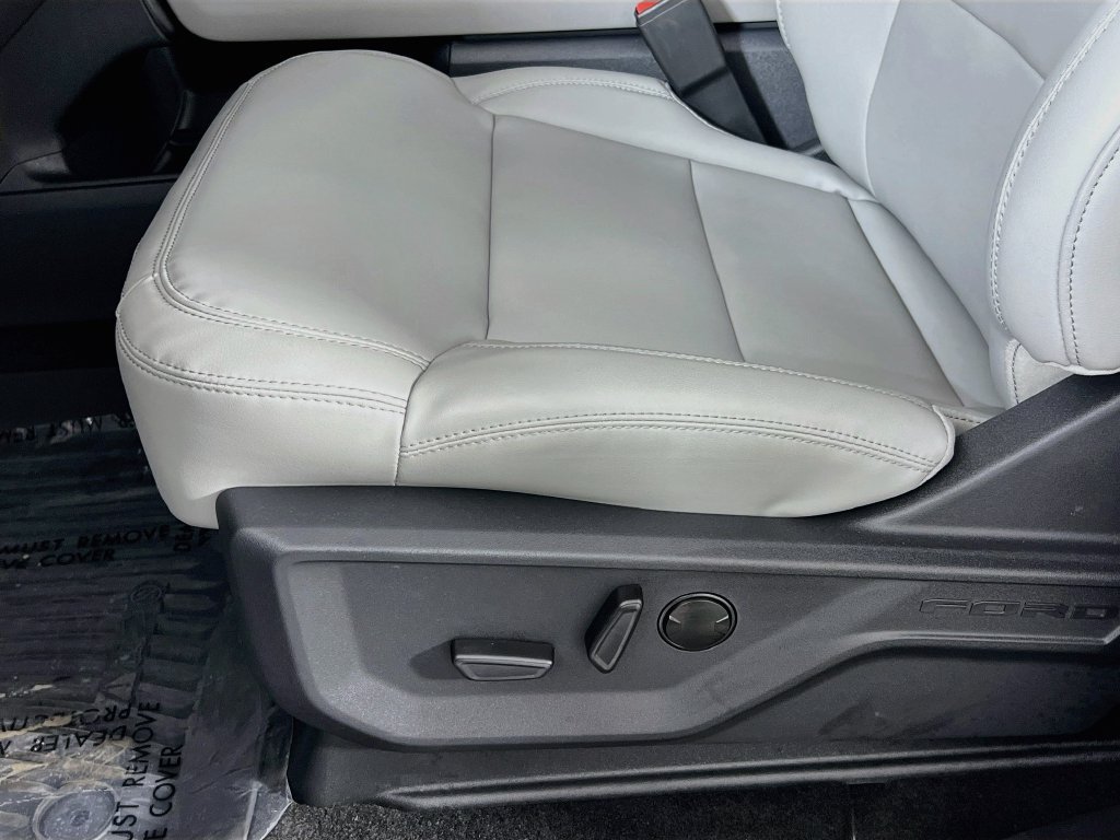 New 2027 Ford Expedition Active AWD/4WD image 23