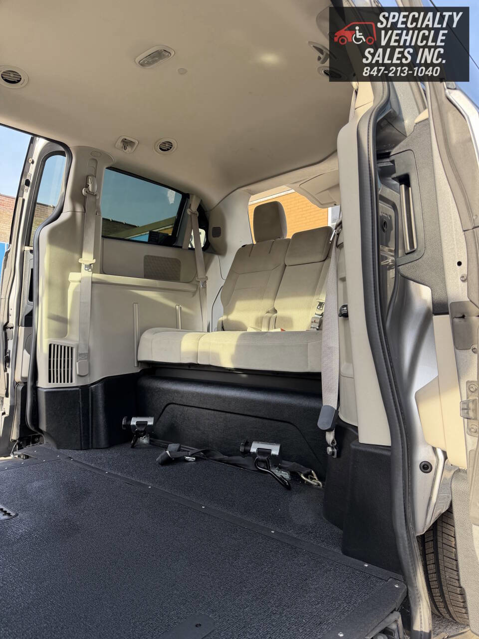 Used 2016 Dodge Grand Caravan SE w/ Quick Order Package 29E SE image 19