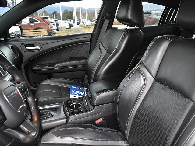 Used 2020 Dodge Charger SXT w/ Plus Group image 25