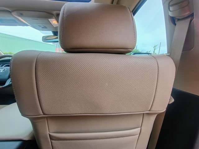 Used 2018 Toyota Sequoia Platinum AWD/4WD image 65