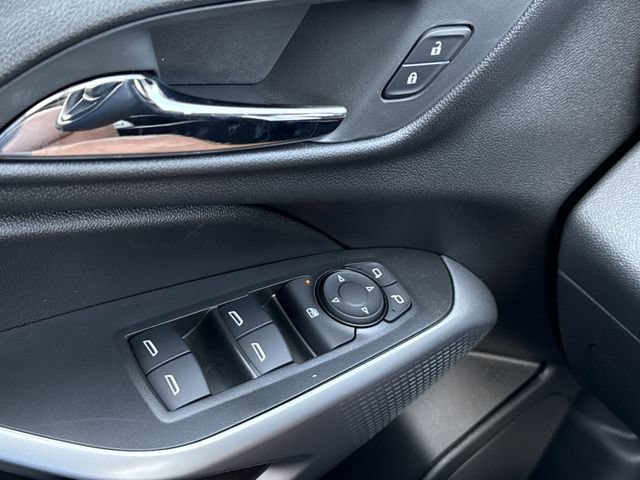 New 2026 Chevrolet Trax LS w/ LS Convenience Package FWD image 14