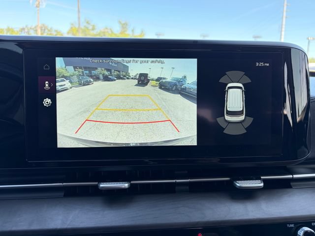 Certified 2024 Kia Carnival EX FWD image 10