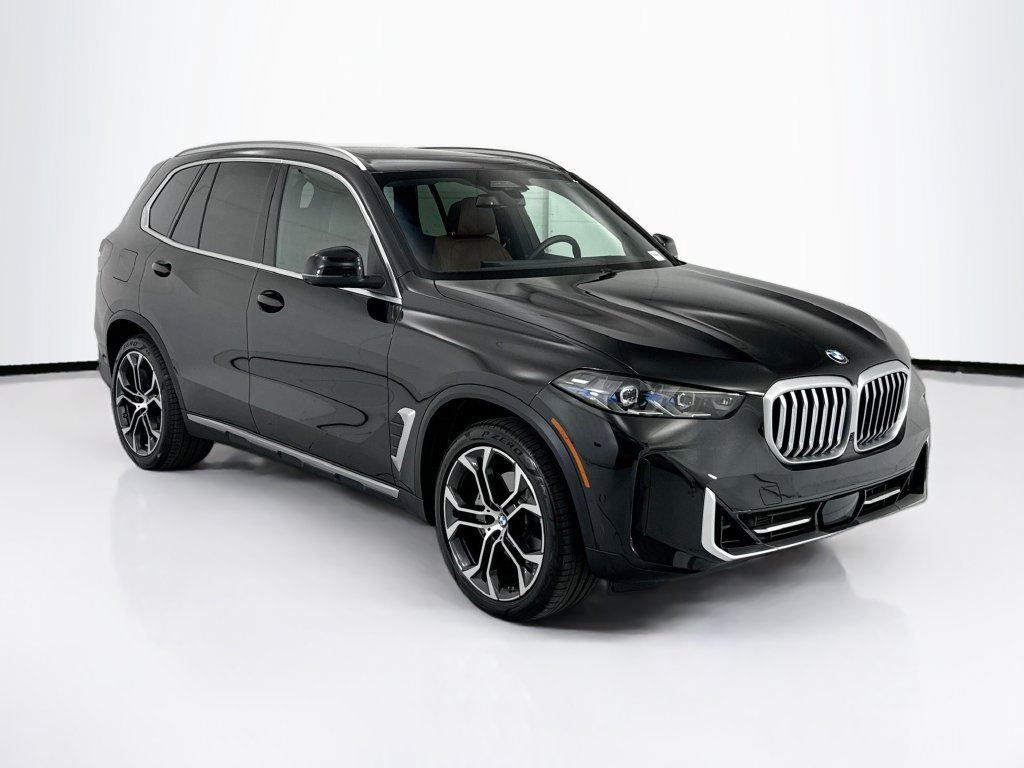Certified 2026 BMW X5 xDrive40i AWD/4WD image 3