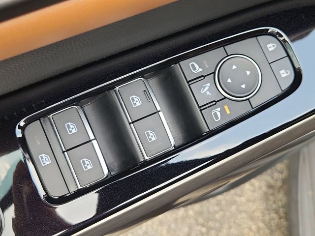 Used 2023 Nissan Pathfinder Platinum AWD/4WD image 24