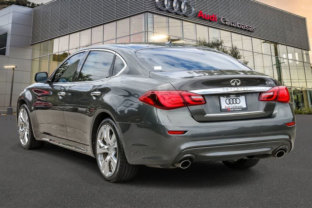 Used 2015 INFINITI Q70 L 3.7 w/ Deluxe Touring Package RWD image 2