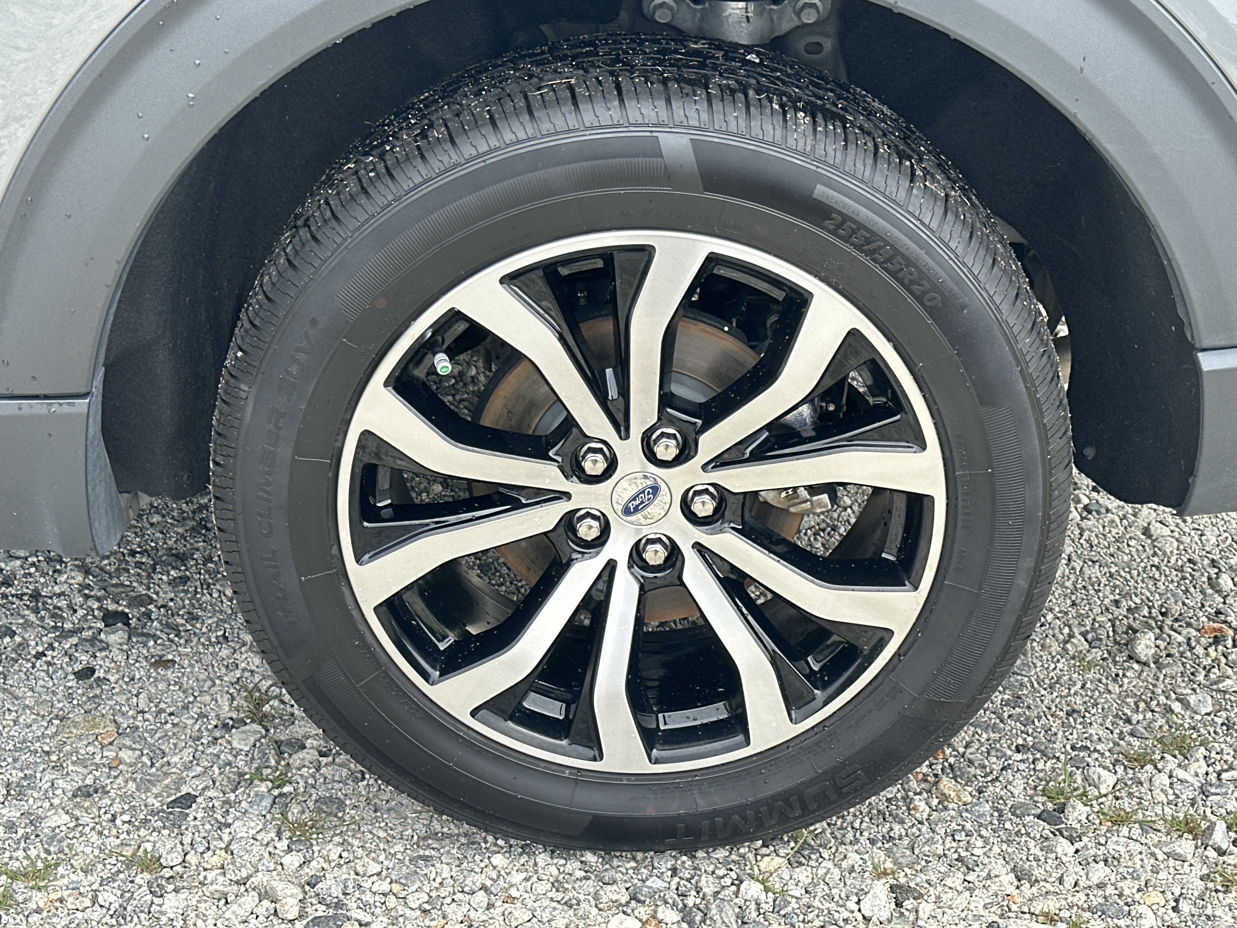 Used 2025 Ford Explorer ST-Line AWD/4WD image 19