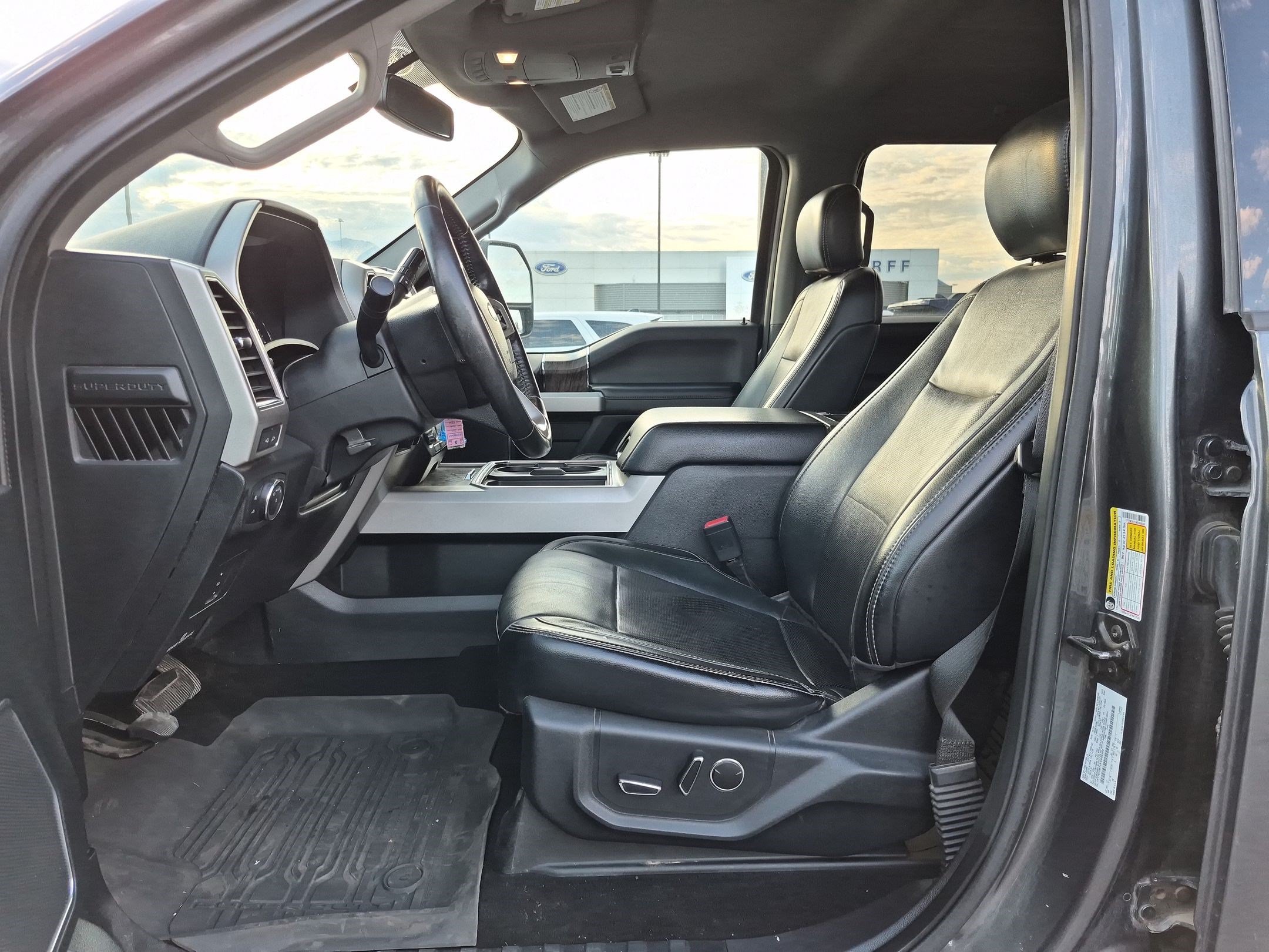 Used 2019 Ford F250 Lariat AWD/4WD image 17