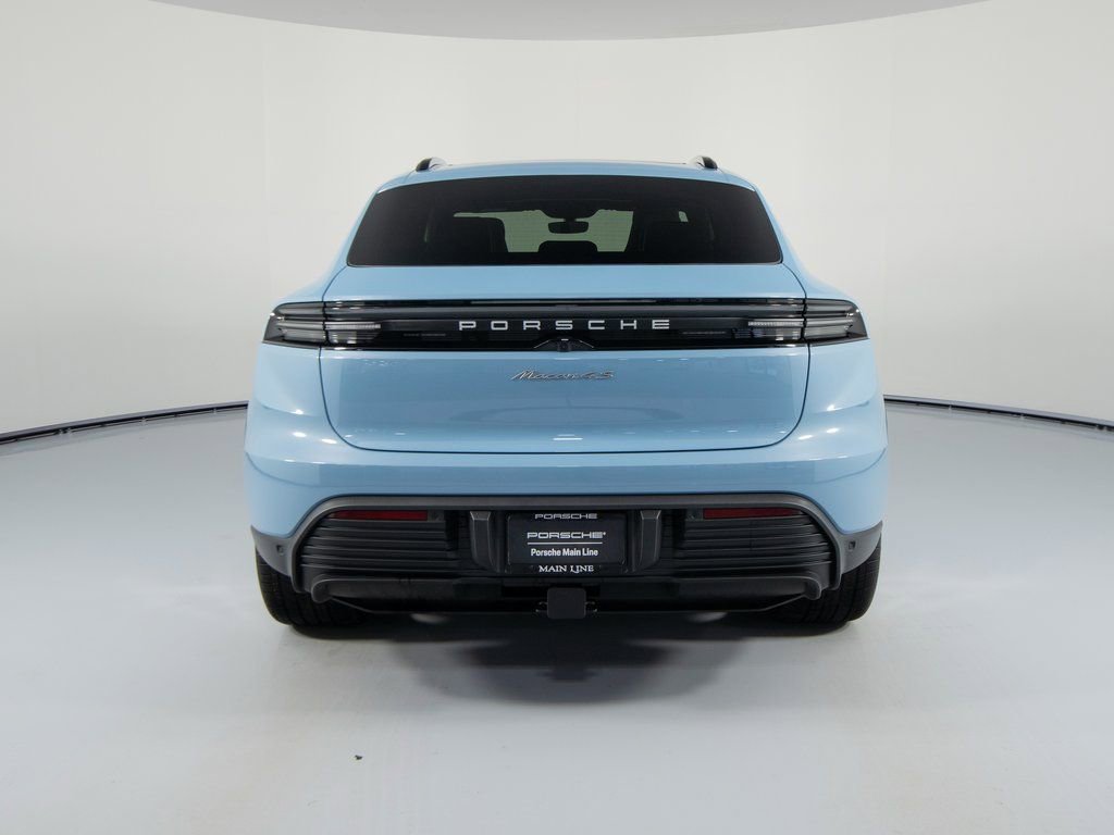 New 2026 Porsche Macan 4S Electric image 9