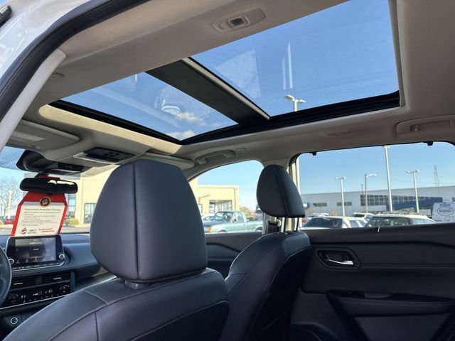 Certified 2023 Nissan Rogue SV w/ SV Premium B Package image 28