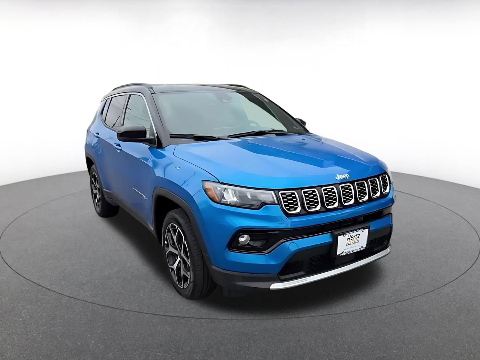 Used 2025 Jeep Compass Limited image 3