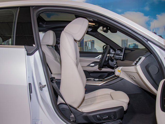 New 2026 BMW 430i xDrive w/ Premium Package image 20