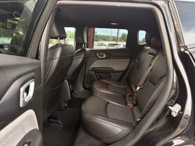 Used 2024 Jeep Compass Latitude AWD/4WD image 13