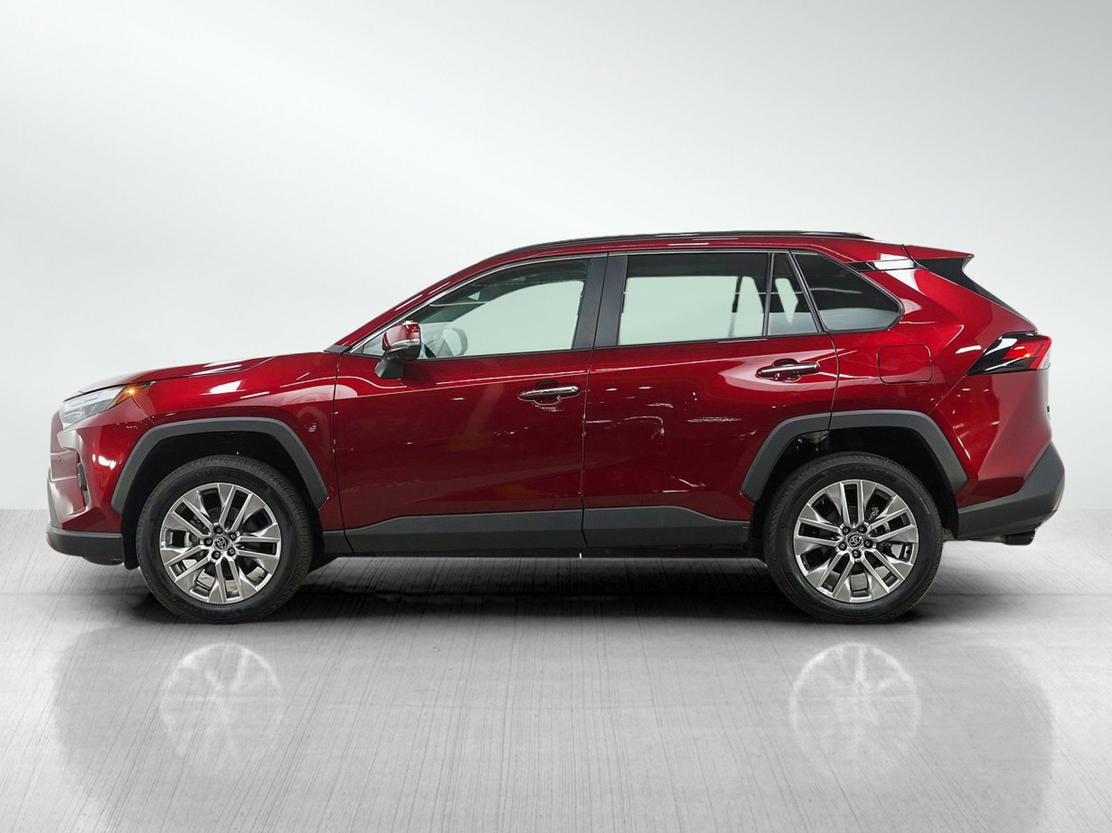 Used 2025 Toyota RAV4 Limited w/ Advanced Technology Package AWD/4WD image 2