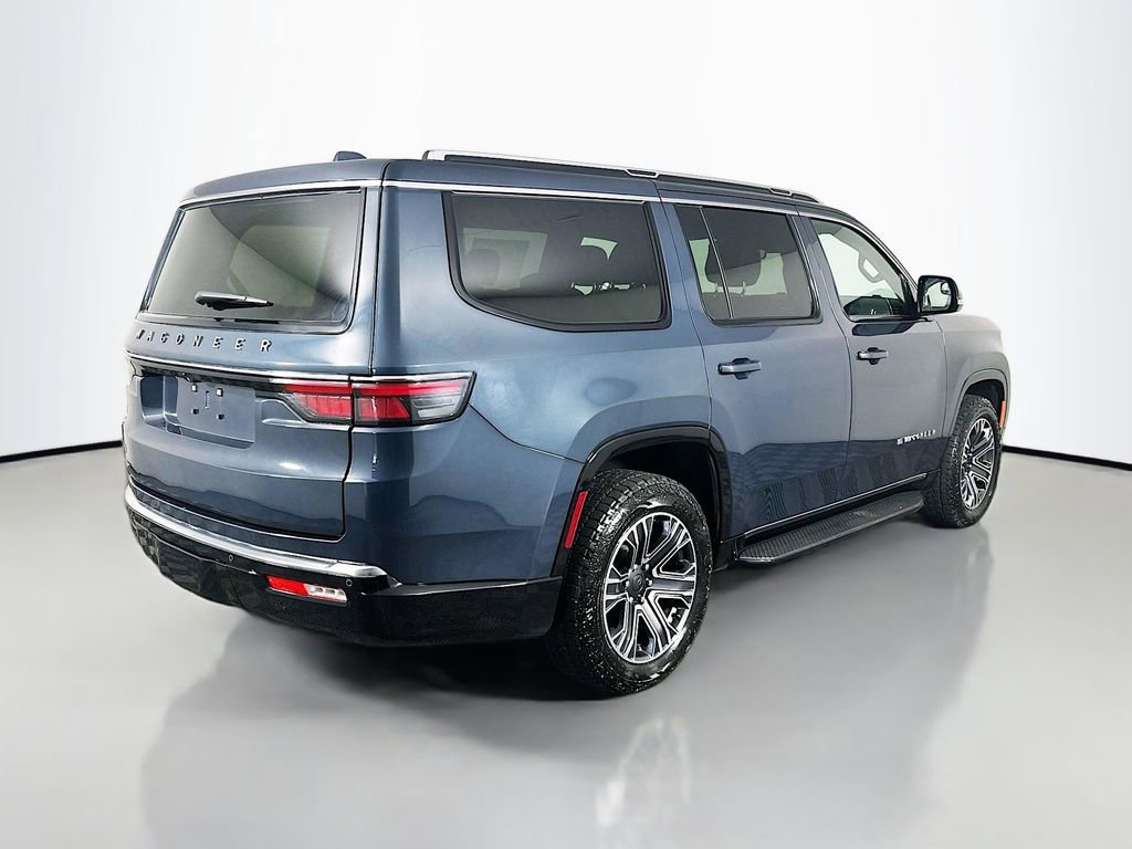 Used 2023 Jeep Wagoneer 4WD w/ Premium Group I image 7