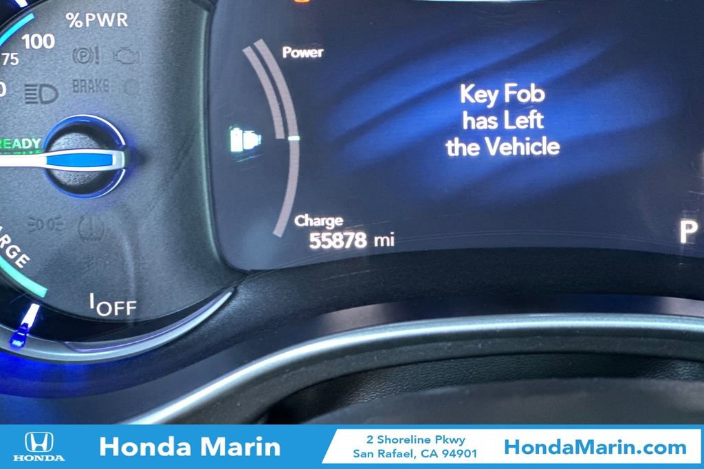 Used 2024 Chrysler Pacifica Select image 33